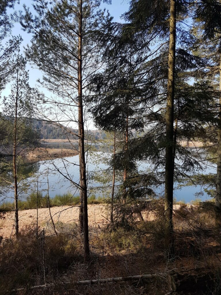 lac de pierre percée